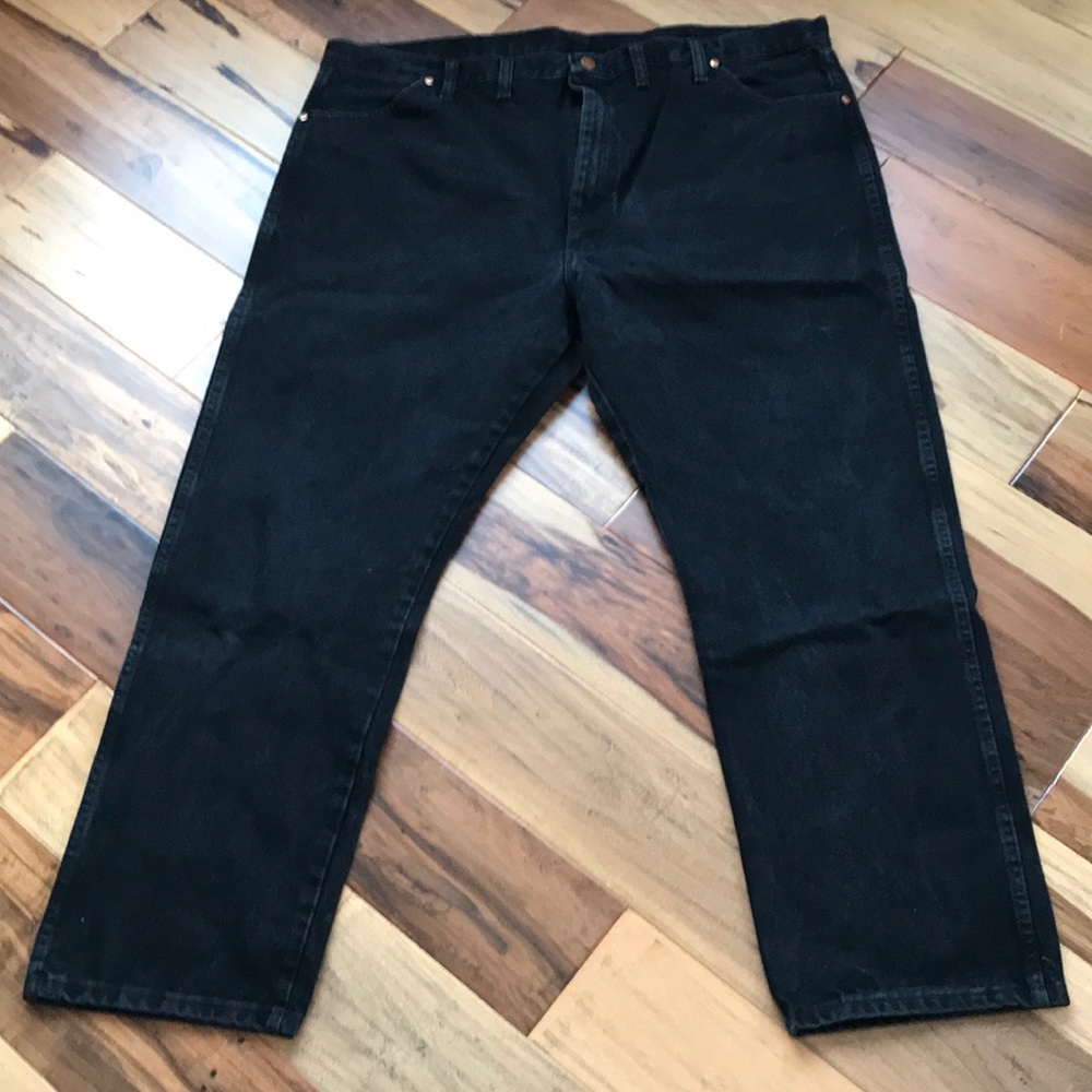 Wrangler black jeans size 44 x 30